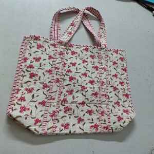 Magnifique sac de week-end de luxe fait main de couleur bleue, en coton imprimé, matelassé, grand format, durable, prix de gros - Product Image 5