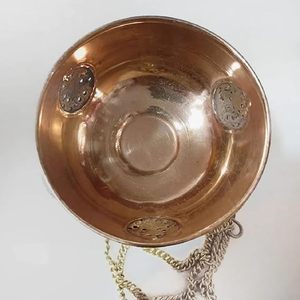 Soporte artístico de cono de incienso de latón para templo y habitación Puja Dhoop Dani de latón con acabado antiguo para un aspecto tradicional - Product Image 5