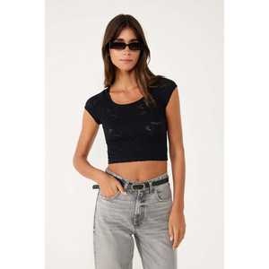 เสื้อครอปแขนสั้นลูกไม้ - Product Image 4