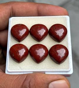 Cabochons en jaspe rouge taille cœur, naturels, de haute qualité, sculptés pour la création de bijoux symboliques, équilibre émotionnel, beauté classique - Product Image 3