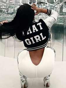 เสื้อแจ็กเก็ตผ้าซาตินถักแบบสั้นสำหรับผู้หญิงเสื้อแจ็คเก็ตแขนสีเงินเสื้อเบสบอลวิทยาลัยเป็นแรงบันดาลใจให้น้ำหนักเบา - Product Image 3