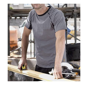 T-shirt de sport en polyester pour hommes T-shirt à manches courtes pour entraînement de gymnastique Chemise vierge personnalisée avec impression de logo Prix bon marché Vente en gros - Product Image 3