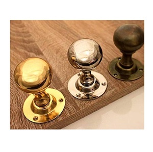 Raccords de porte en fer COULEUR NOIRE GRAVÉE DE HAUTE QUALITÉ PETITE TAILLE CONCEPTEUR BOUTON DE PLACARD FABRICANT DIRECT - Product Image 3