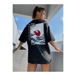 Maglietta Oversize stampata con onde da donna