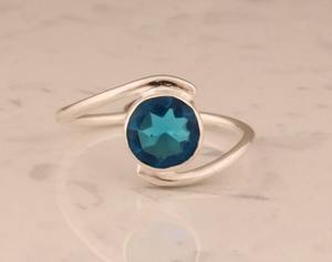 แหวนเงินแท้925ชุบสีฟ้าบุษราคัมแหวนขนาด9มม. ทำด้วยมือเครื่องประดับแฟชั่นสำหรับผู้หญิง - Product Image 5