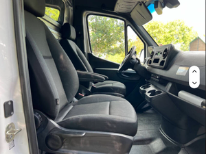 Mercedes-Benz Sprinter 3500 2021 Usado Recientemente, Volante a la Izquierda, 1-25000 Millas, Origen Estadounidense - Product Image 3