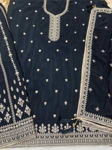 Salwar Kameez traditionnel pour femme Plazo, en chinon lourd brodé, multi-travaux, taille 60, manches intérieures en Santoon, séchage rapide - Product Image 5