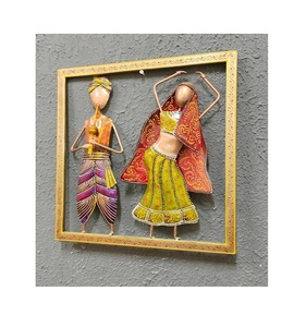 Art mural de conception la plus récente pour le salon décoration murale intérieure suspendue en métal de forme de taille personnalisée en aluminium d'Inde - Product Image 3