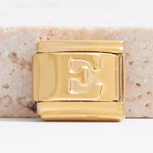Venta al por mayor iniciales oro Acero inoxidable <span class=keywords><strong>italiano</strong></span> encanto pulsera 26 letras inglesas encanto enlace DIY <span class=keywords><strong>italiano</strong></span> encantos pulsera - Product Image 6