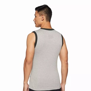 Camiseta sin mangas personalizada con logotipo de serigrafía disponible para ropa deportiva de gimnasio y ropa promocional - Product Image 2