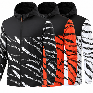 Chaqueta Cortavientos con Capucha para Hombre, Cierre Completo, Diseño Deportivo Estampado, Poliéster Ligero, Ropa de Primavera para Exteriores - Product Image 1