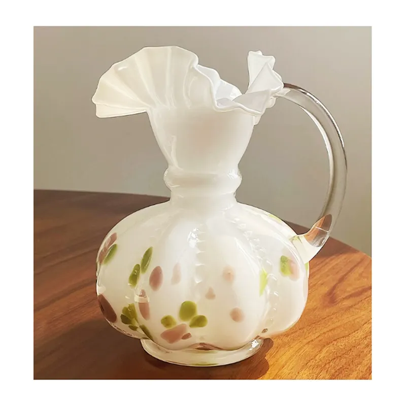 Arrangement Vase Einzel ohr Glas Wohnzimmer Wasser blume Rüschen Spitze Cremeweiß Mitte des Jahrhunderts moderne Haus dekoration