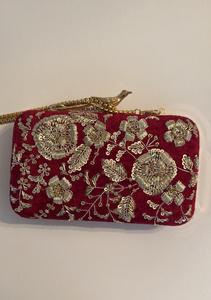 Custom Made White <b>Coloured</b> Metal Monument Designed Hand Embroidered Evening Purses Clutches for Fashion Designers Resale - Product Image 2