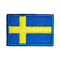 Écusson brodé multicolore avec Grue à couronne grise Tissu thermocollant pour chapeaux, sacs à dos, vestes et uniformes
