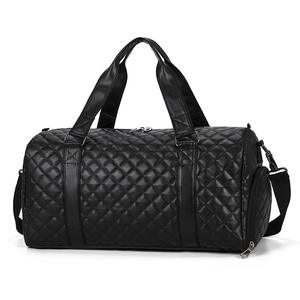Bolsos de fin de semana de gran capacidad para hombres, perfectos para guardar ropa esencial, zapatos y accesorios de viaje con facilidad - Product Image 3