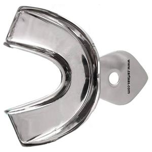 Bandeja de impresión no estéril de acero inoxidable de alta calidad para mandíbula inferior Fig 8. 55x37mm Fabricante y exportador - Product Image 4