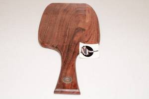 Tabla de cortar de madera Premium con asa y orificio para colgar Fácil de usar y almacenar madera dura tradicional a bajo precio - Product Image 5