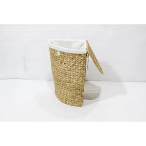 Panier à linge rectangulaire tissé en jacinthe d'eau au design moderne Panier de rangement ménager de haute qualité et résistant à l'eau - Product Image 2