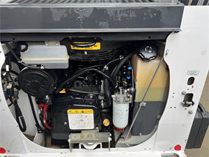 Chargeuse compacte Bobbcat T66 2021, moteur EPA, diesel, prête à être expédiée, chargeuse sur chenilles avec composants principaux, roulement, pompe, boîte de vitesses - Product Image 4