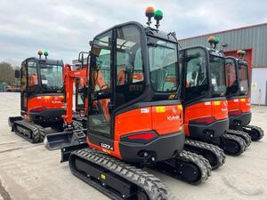 Kubota U27-4 Mini bagger Crawler Typ mit 8 Tonnen Betriebs gewicht Neu und Gebraucht Zustand mit Eimer Befestigung - Product Image 4