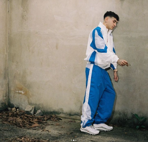 ชุดวอร์มกันลมสำหรับผู้ชายพิมพ์ลายไซส์ใหญ่พิเศษกันลมทำจากไนลอน100% ออกแบบได้ตามต้องการสำหรับฤดูหนาว - Product Image 2