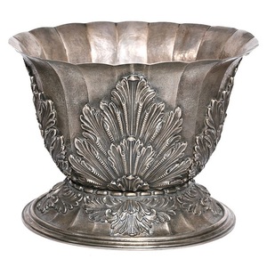 Plat et bol de service Vaisselle Bols de service Design Finition faite à la main Alimentaire Design rugueux Décoration intérieure Matériau solide - Product Image 4