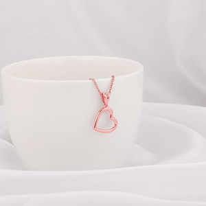 สร้อยคอสายสีโรสโกลด์รูปหัวใจที่สวยงามและมีสายโซ่สวยงามเพื่อความสง่างามอันทันสมัย - Product Image 2