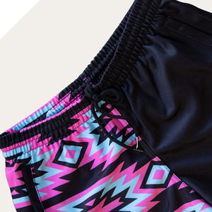 กางเกงขาสั้นตาข่ายพิมพ์ลายแฟชั่นฤดูร้อนสำหรับผู้ชาย เอวยางยืด ผลิตในปากีสถาน กางเกงขาสั้นตาข่ายพิมพ์ลาย - Product Image 3