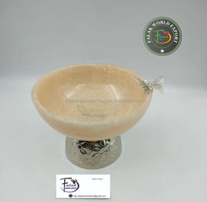 Ensaladera Decorativa de Resina de Alta Calidad con Soporte Artesanal de Madera, Estilo Clásico, Juego de 4 Platos para Servir para Bodas - Product Image 3