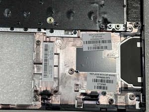 แล็ปท็อปใหม่สำหรับเอชพี อีลิทบุ๊ค 830 G7 ตัวบนพร้อมที่วางฝ่ามือพร้อมคีย์บอร์ดเรืองแสง M08699-001 - Product Image 3