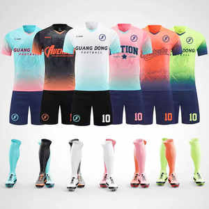 Nombre personalizado conjunto completo de ropa de fútbol servicio OEM para adultos equipos de fútbol Jersey modelos de diseño - Product Image 1