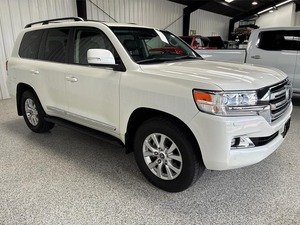 Para SUV Blanco Usado 2021 con Volante a la Izquierda, Faros LED y Portaequipajes de Aleación de Aluminio - Product Image 4