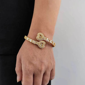 Haute Qualité VVS moissanite Diamant Coeur Forme Charme Bracelet 18k Or Jaune VVS Diamant Bracelet Cubain Pour Hommes Femmes - Product Image 5