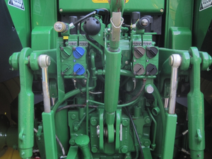 Tracteur John Deere 6930 Premium d'occasion à vendre |   Tracteur utilitaire agricole JD 6930 Premium 155HP 4WD AutoQuad de fabrication allemande à vendre - Product Image 6