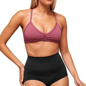 Soutien-gorge de sport pour femme grande taille à bonnets triangulaires, décolleté en V profond, bretelles spaghetti, sans armatures, pour yoga et gym, respirant, extensible dans les quatre sens - Product Image 1