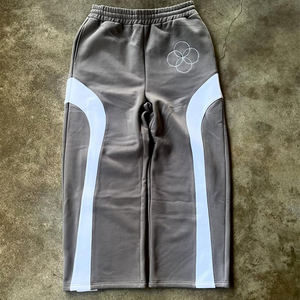 Pantalones de chándal deportivos de dos tonos personalizados Pantalones de chándal de diseño de panel de pierna ancha para hombres con logotipo Proveedor OEM - Product Image 1
