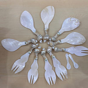 Cuillère à coquillages tendance et élégante fabriquée à la main au Vietnam, belle cuillère à coquillages/canapé et durable pour le style de vie moderne - Product Image 6