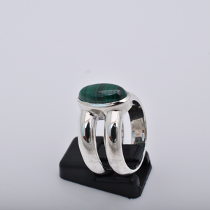 Bagues en malachite en argent sterling 925 pour femmes Bijoux de mode avec lunette sertie de pierres précieuses pour les fêtes Bijoux en argent 925 en vrac - Product Image 3