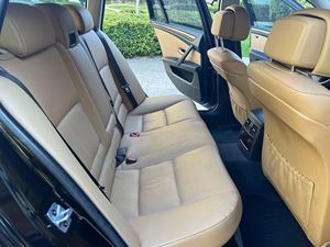 BMW 535i xDrive Sports Wagon 2010 USADO, Volante a la Izquierda/Derecha - Product Image 5