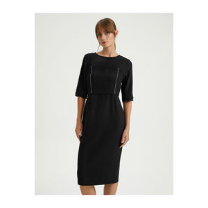 Robe midi BGN avec accessoire à rayures détaillées - Product Image 3