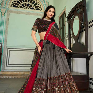 Trendy Heavy Printed Tussar Silk Lehenga Choli con Foil Print Work South Indian Style Party Wedding Wear - Product Image 1