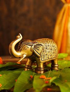 Escultura Metálica Atemporal, Figura Decorativa Artesanal para Mesa, para Hogar, Oficina, Sala de Estar, Arte de Lujo, Coleccionable - Product Image 2