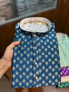 Short Kurta de créateur pour homme Fête et tenue décontractée Look festif Motifs brodés ou imprimés Ensemble de pyjama Kurta tendance pour homme 2025 - Product Image 5