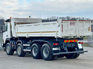 Camión Volquete Volvo FMX 410 Kipper 2012 Muy Limpio, 6,00m + BORDMATIC 8x4, EURO 5, 451-500HP, en Venta - Product Image 4