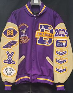 Blousons universitaires personnalisés d'hiver brodés, avec devant uni, corps en laine violette de qualité supérieure et manches en cuir blanc. - Product Image 1