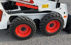 Chargeuse compacte Bobcat S450 d'occasion à prix d'usine, haute qualité, faible coût et facile à utiliser, machinerie abordable et bon marché. - Product Image 5