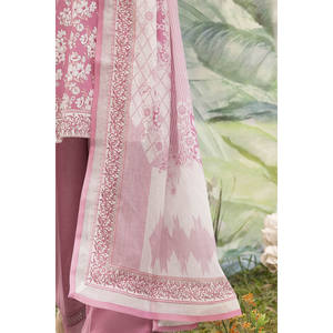 ชุดสูทผ้าลอนพิมพ์ลาย 3 ชิ้นสำหรับผู้หญิง พร้อมผ้าคลุมไหล่ รุ่น SD-52161 - Product Image 2