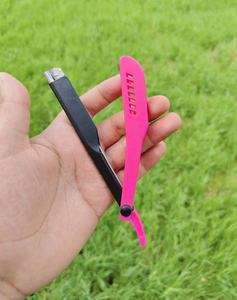 Vente à chaud Rasoirs de salon à lame unique pour hommes Échantillon gratuit Vente en gros en plastique de couleur rose avec manche pour le visage - Product Image 6