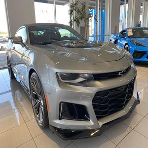 High Run Sales 6-Speed (Manuals) 2023 Chevrolets Camaros-ZL1 coupé 6-Speed-Manual, Voitures d'occasion Supercharged-V-8 - Product Image 1