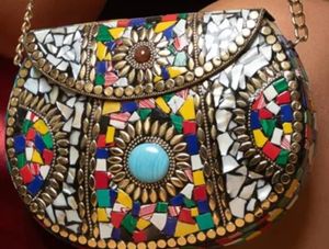 Bolso de mano de diseño de mosaico hecho a mano de metal asequible de alta calidad para mujer a precio mayorista de India - Product Image 3